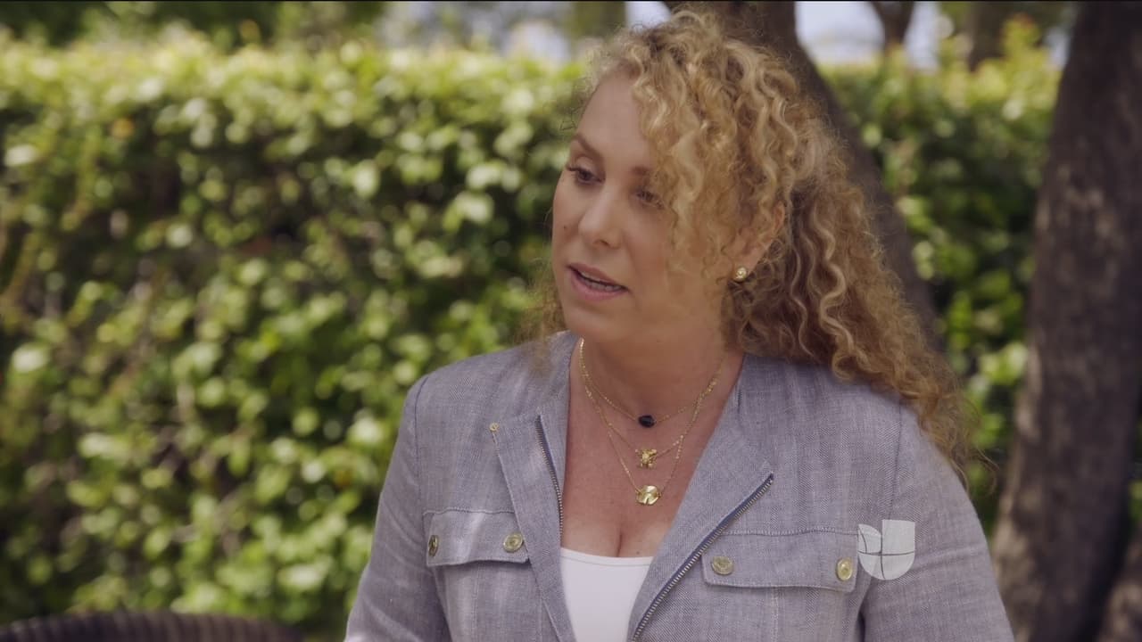 Lilian no puede permanecer quieta ni un momento, necesita mostrar su lado oscuro.