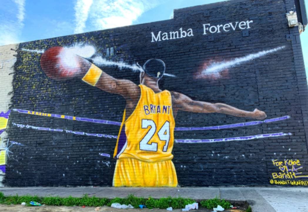 Las calles de las principales ciudades de los Estados Unidos se adornan con las asombrosas muestras de amor para la leyenda de la NBA.