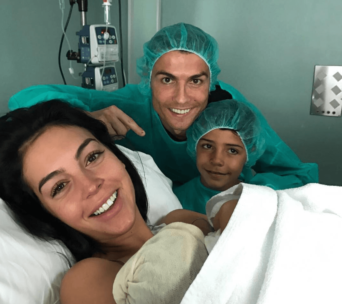 Cristiano Ronaldo es padre por cuarta vez; llegó Alana Martina