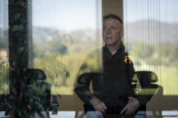 Comandante de la Patrulla Fronteriza de EEUU defiende a agente que mató a Alex Pretti tras manifestaciones en Minneapolis