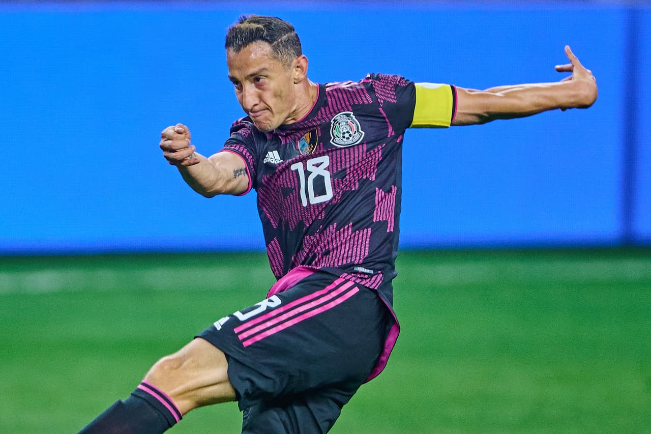 La selección mexicana derrotó a Islandia tras un primer tiempo que generó algunas dudas, pero en el complemento con ‘Chucky’ Lozano, Héctor Herrera, Néstor Araujo y Gerardo Arteaga, el partido se volvió todo del lado del Tri y se llevaron el triunfo.