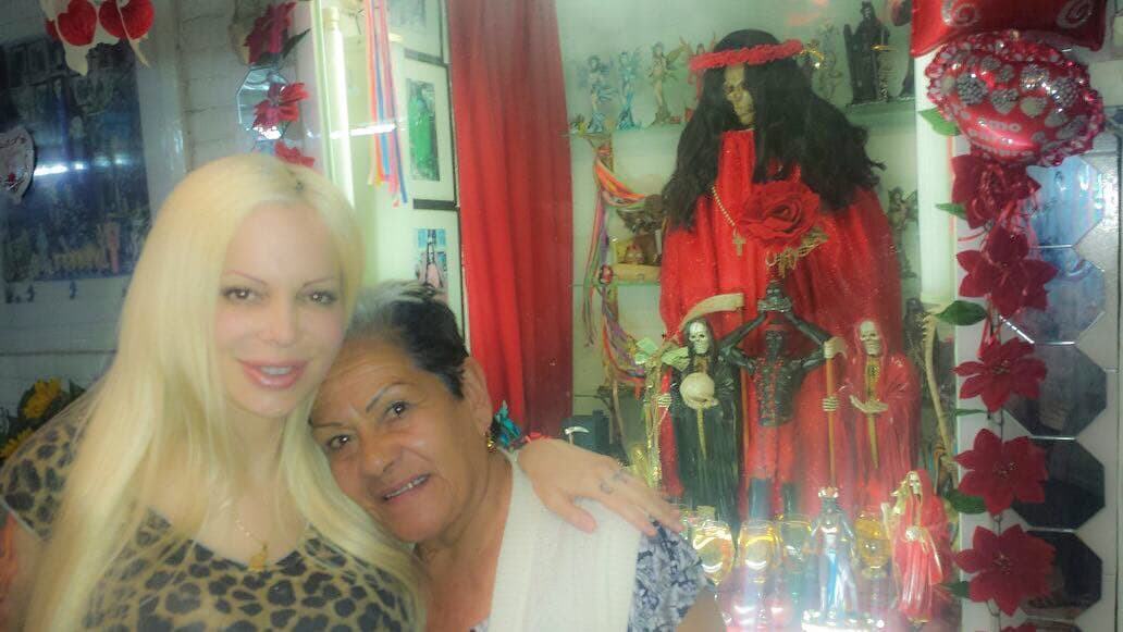 “La gente a veces no entiende (qué es) ser satánico; no es tan malo, es no ser manipulado por nadie”, comentó.