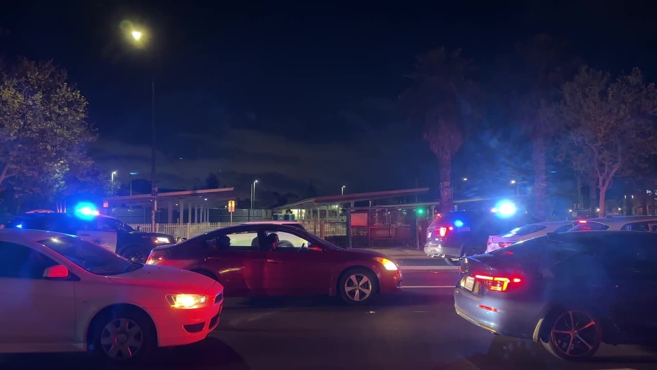 La propuesta de Mahan contempla la suspensión de cuentas que publiquen contenido relacionado con espectáculos secundarios durante 30 días después de su primera infracción, con la posibilidad de una prohibición permanente para los reincidentes. Sin embargo, aún no está claro si las empresas de redes sociales aceptarán estos términos
<br>