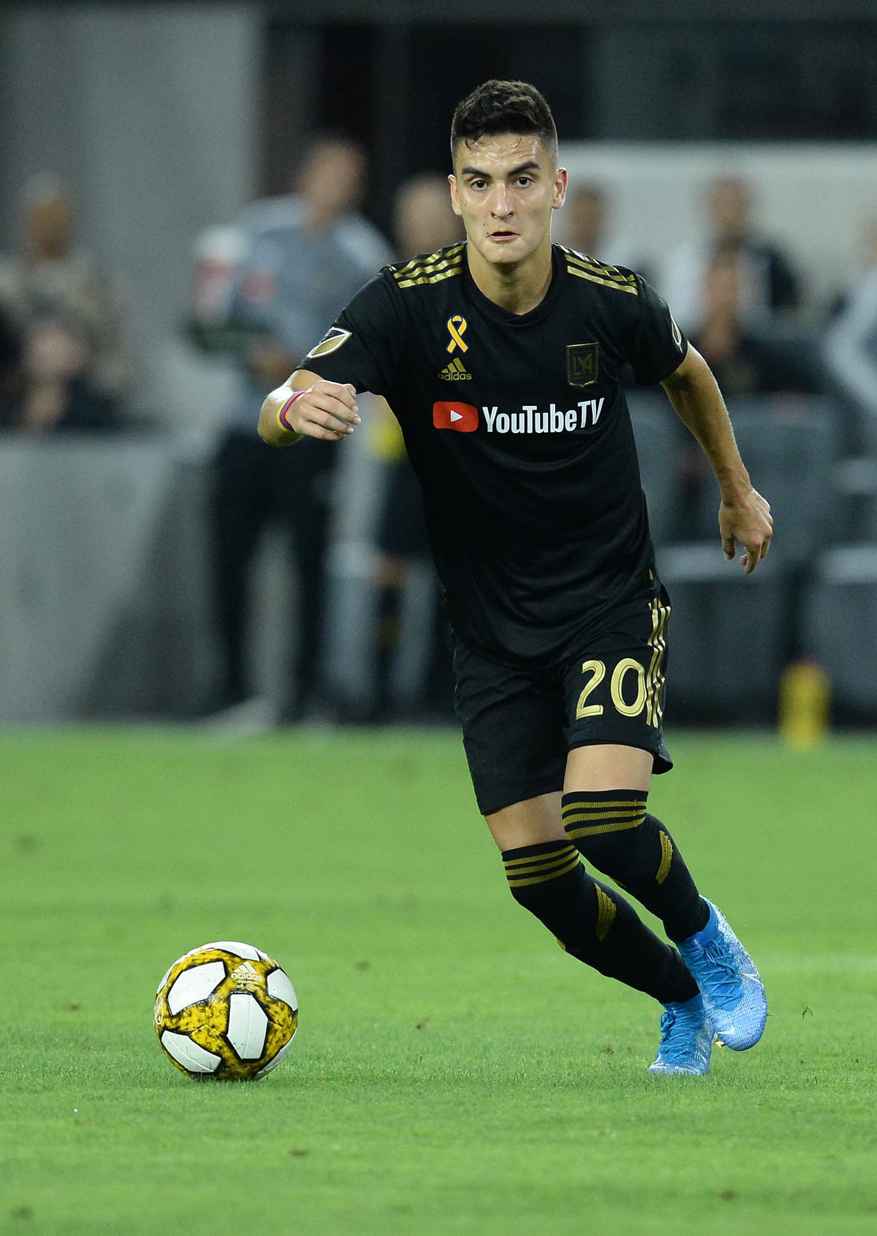 EDUARD ATUESTA (LAFC): con 11 asistencias esta temporda, el centrocampista colombiano se encuentra entre los mejores distribuidores de juego de la MLS 2019. Además, el futbolista de 22 años fue convocado en agosto por la selección Sub-23 de su país. Es la primera vez que Atuesta es parte del XI Ideal de Major League Soccer.