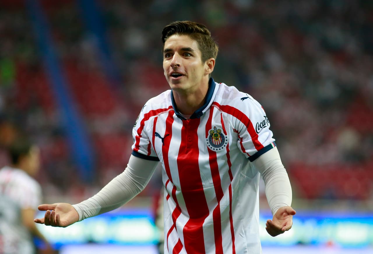 Mediocampista: Isaac Brizuela (Chivas)