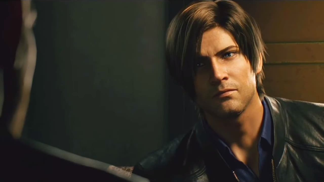 <b>Leon S. Kennedy </b>
<br>Este es uno de los personajes más populares y queridos de la saga. Leon es un policía novato en Raccoon City y en el transcurso de los juegos se convierte en uno de los agentes más efectivos del gobierno y hasta rescata a la hija del presidente.