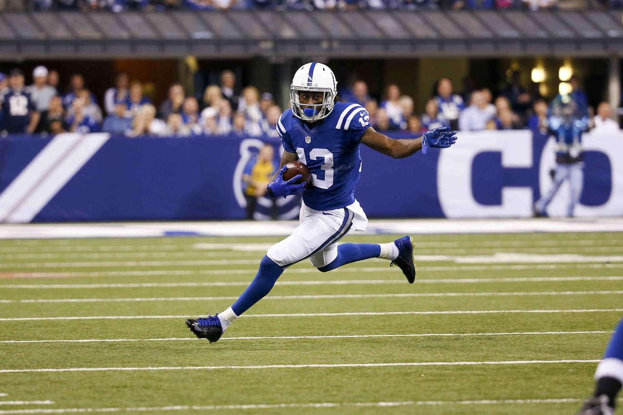 El receptor T.Y. Hilton de los Colts está en duda para el partido contra los Broncos