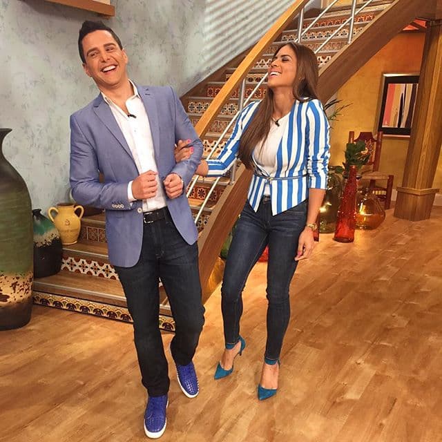 Despierta a carcajadas en la casita. (Abril 22, 2016)