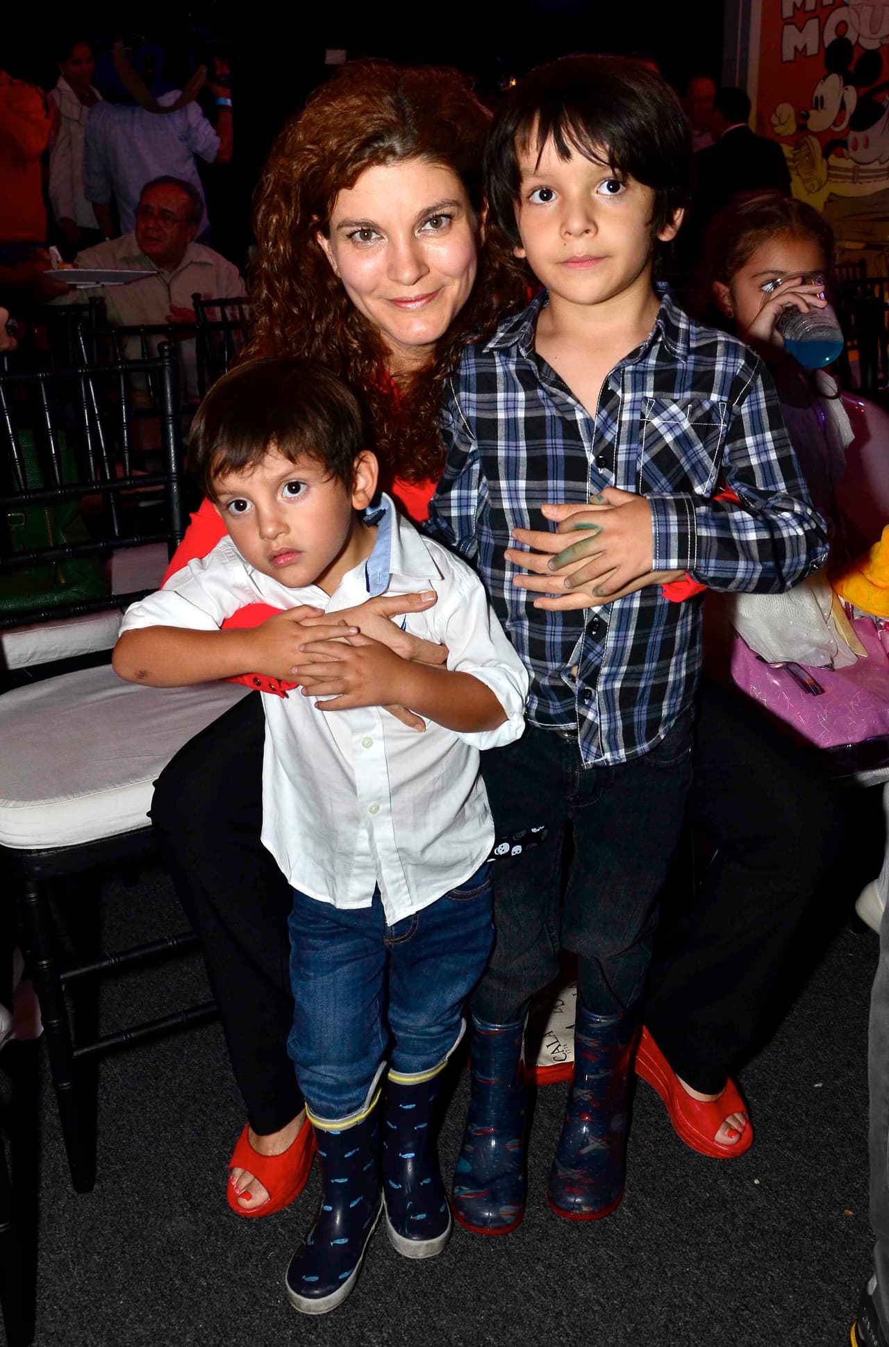 Julián, hijo de
<b>Alpha</b>, participará en la cinta mexicana 'Niños asesinos', en la cual interpretará a uno de los niños asesinados en manos de otros niños. "Para Julián es su primer proyecto y está feliz, y yo estoy muy contenta de que le agrade esto", comentó la actriz a la revista 'TVNotas'.