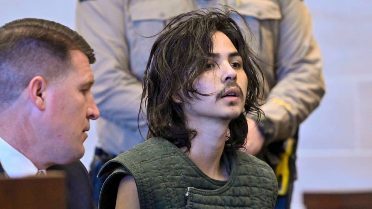 Designan “incompetente” para ser juzgado al sospechoso de los apuñalamientos en serie en Davis