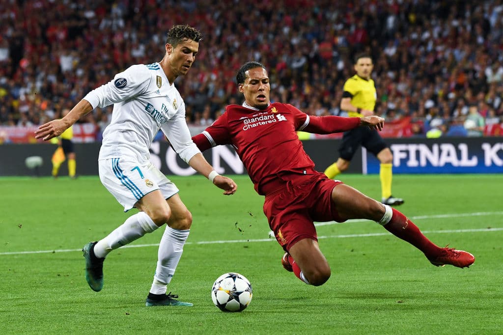 La hermana de Cristiano Ronaldo explota contra Van Dijk