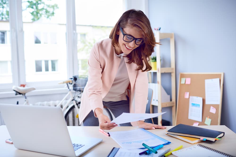 <b>GÉMINIS EN EL MES DE ABRIL 2021</b>
<br>Hay una serie de movimientos planetarios interesantes para aprovechar bien la energía de abril, mes de la primavera y lleno de posibilidades. Los primeros días de abril estarás resolviendo muchas cuestiones que habías dejado para última hora, posponiendo o procrastinando. Ahora se te han juntado y requieren mucha organización de tu parte.
<br>