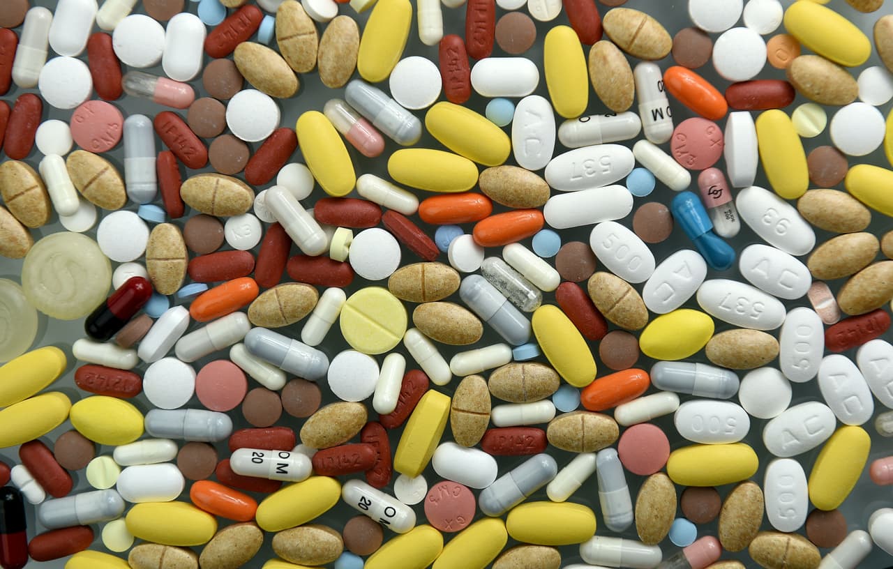 El Brigham and Women’s Hospital, filial de la Escuela de Medicina de Harvard, está desarrollando un estudio clínico para evaluar los efectos del cacao en la salud a largo plazo, en una muestra de 18,000 personas. Con esta investigación pretenden comprobar si dos cápsulas de extracto de cacao al día pueden reducir el riesgo de desarrollar enfermedades cardiovasculares y cáncer .