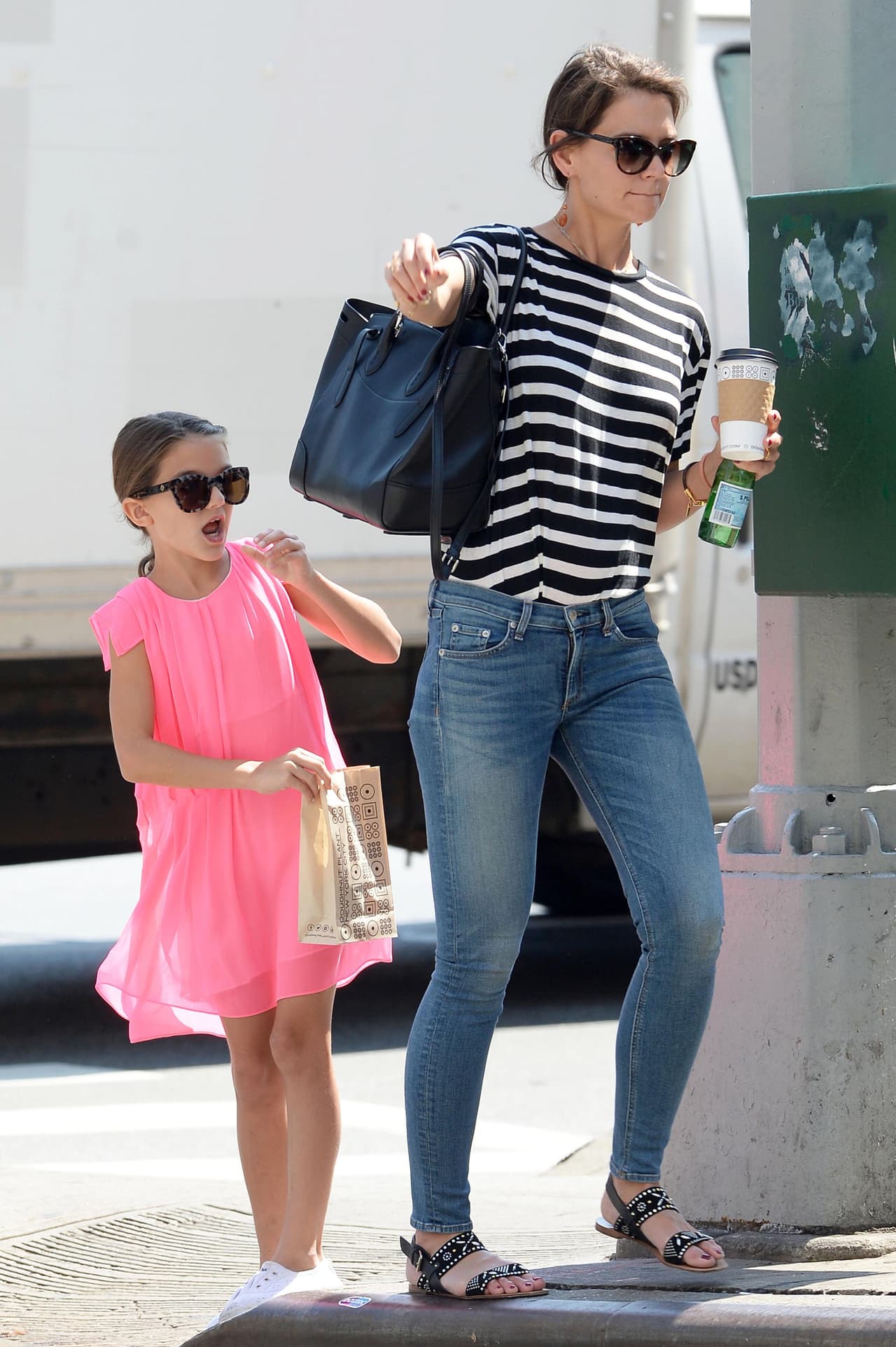 Luego Katie comenzó a intentar que alguien se detuviera.