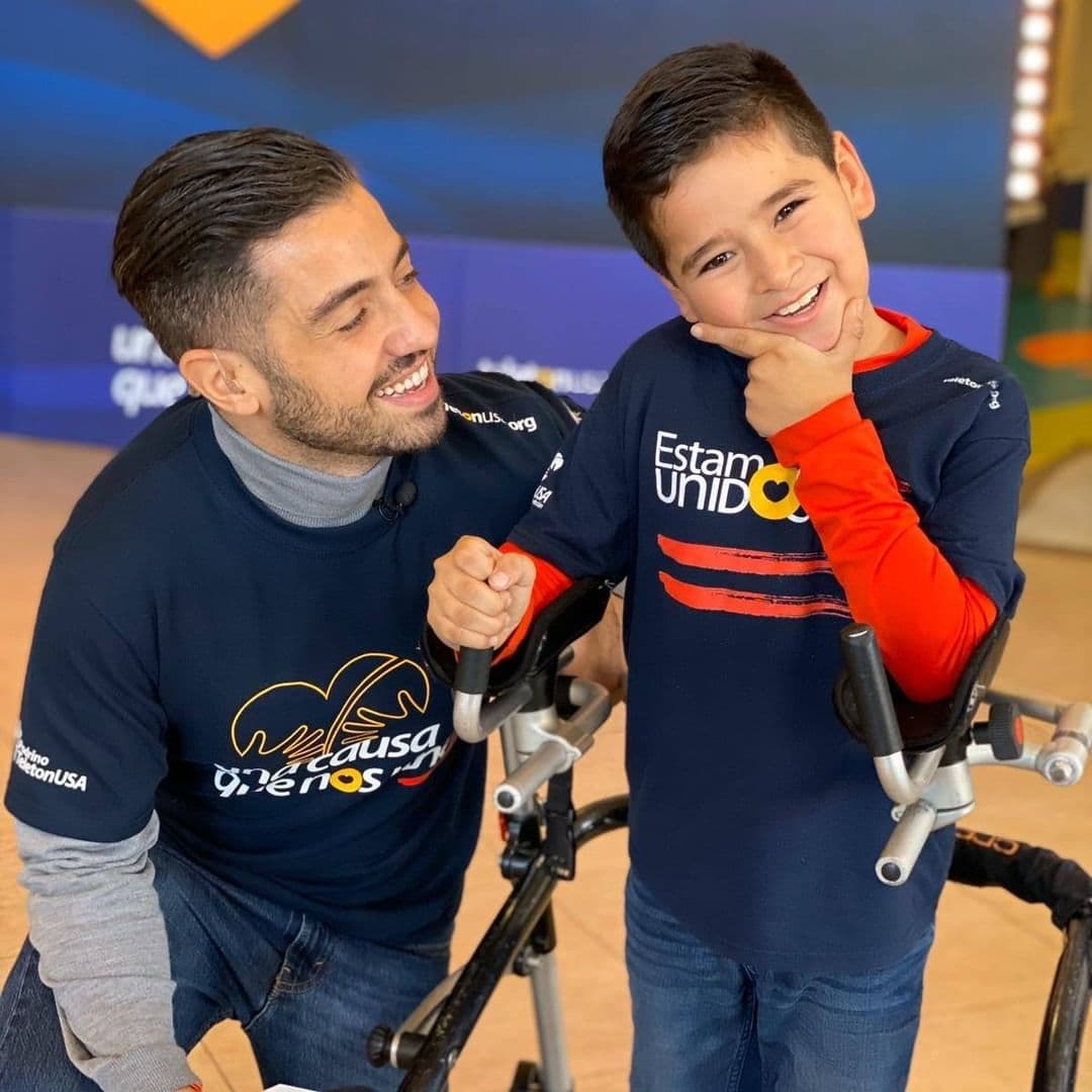 Así como Borja Voces, quien estuvo muy cerca de algunos de los niños del CRIT San Antonio que ahí estuvieron.