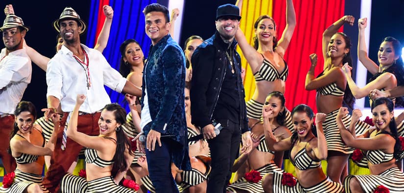 Nicky además cerró la noche con Sylvestre Dangond y el tema 'Materialista'.