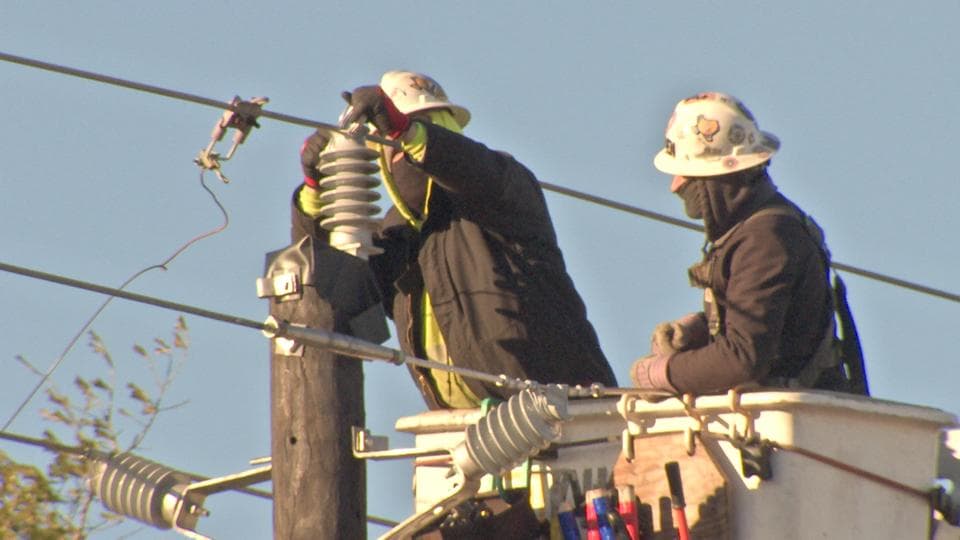 Según CenterPoint unos 15,070 usuarios se vieron afectados por la falla en el servicio de electricidad.