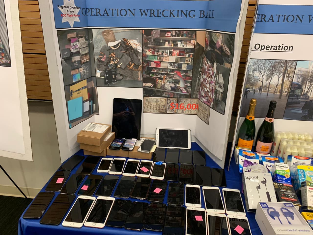 El operativo "bola demoledora" dejó como saldo 12 personas detenidas y el decomiso de mercancía robada con valor de $750,000.