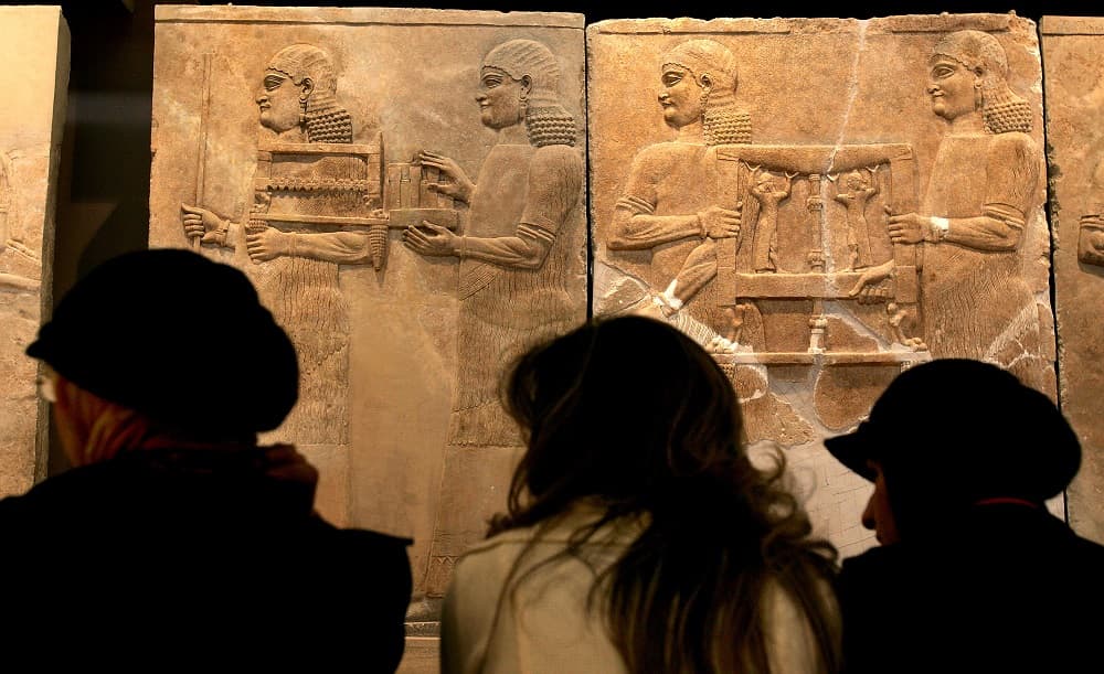 <b>Irak. </b>Numerosos grupos terroristas y de insurgentes siguen atacando de manera regular a los civiles como a las propias fuerzas de seguridad del país. Los estadounidenses son un blanco de esos grupos, por lo que se les ha pedido no viajar. Washington sacó el 15 de mayo de ese país a todo el personal que no es de emergencia.