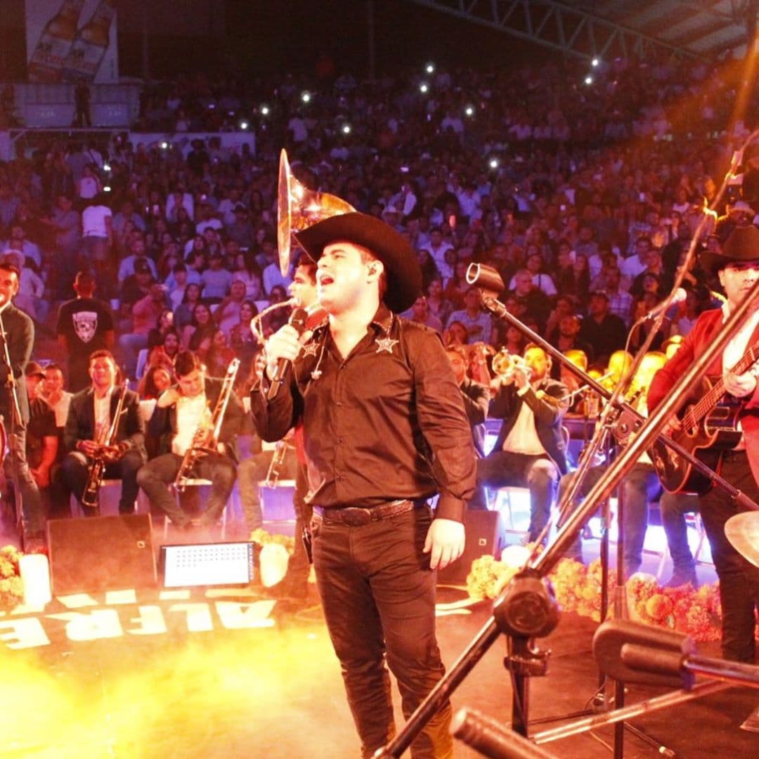 En el momento del ataque creyó que los disparos eran parte de la pirotécnia, pero cuando se dio cuenta que estaba en el suelo y vio la sangre, se percató que lo habían atacado.