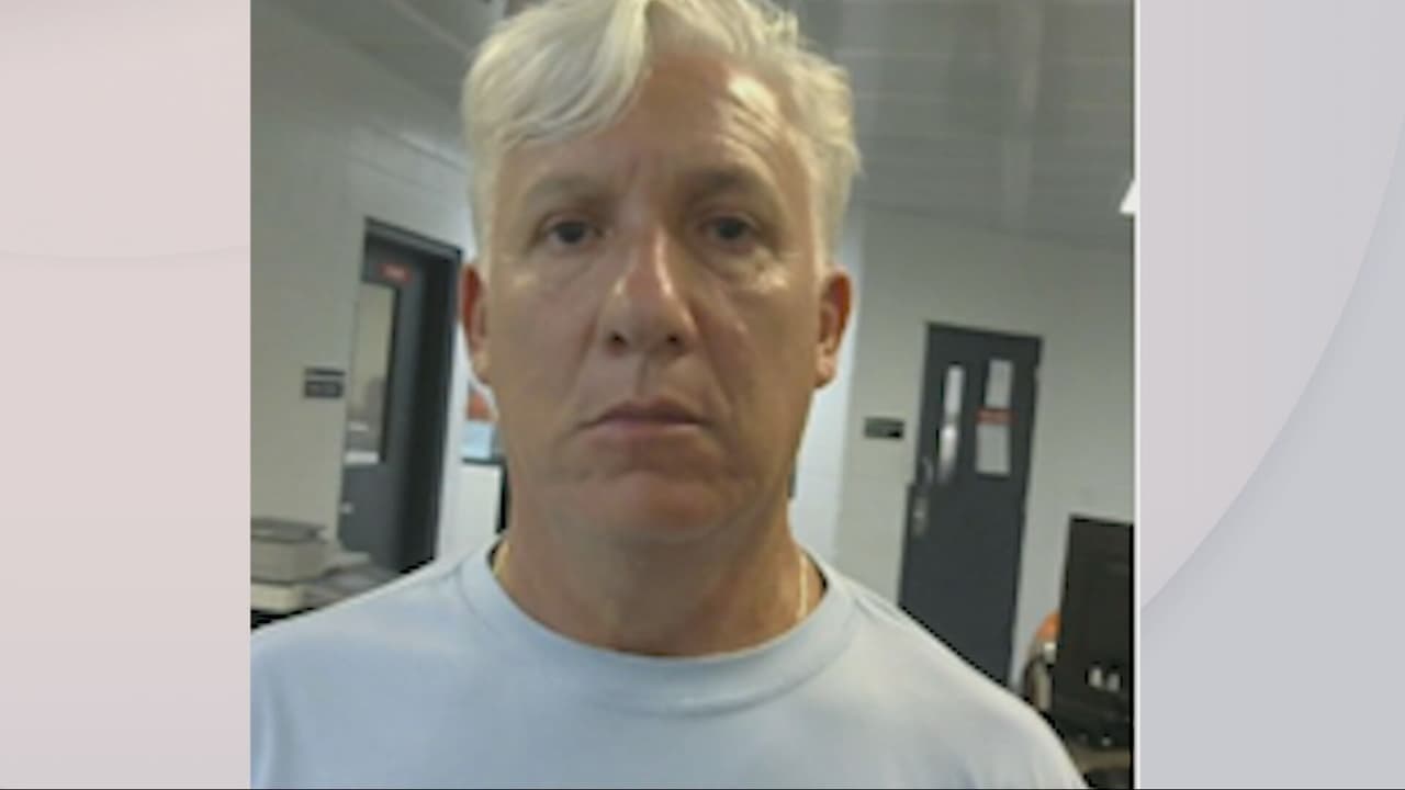 ICE deporta a presunto espía cubano acusado de ocultar su afiliación con el régimen