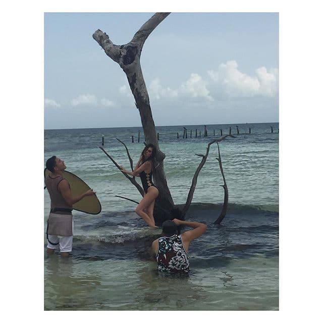 En un candente photo shoot.