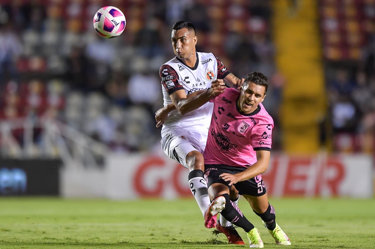 Kevin Ramírez no deja que Tijuna se lleve los puntos de visita y anota el tanto del empate 1-1.