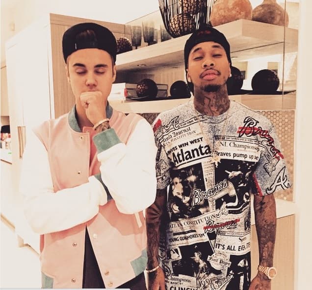 La menor de las Jenner es amiga de todos los cantantes del momento, incluyendo Justin Bieber.