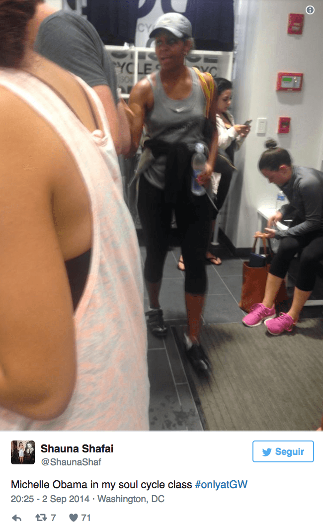<b>Toman clases en Soul Cycle</b>: Michelle Obama fue vista tomando clases en una de las 85 locaciones de esta franquicia estadounidense, que ha revolucionado la manera de hacer spinning.