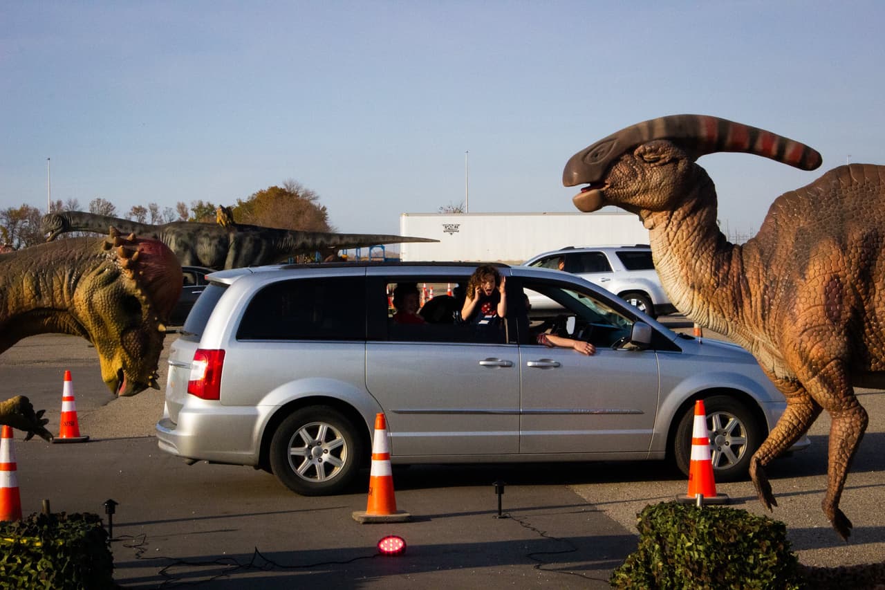 <b>La exhibición prehistórica estará abierta a público los días </b>
<a href="https://jurassic-empire.ticketleap.com/kern-county-fairgrounds/dates?fbclid=IwAR0JdWZuwCAhA9vayoPJEmqKErrzZ2lX0wWI6uwf8xyzmtNLRzxAw25qZgY" target="_blank">11, 12, 13, 17, 18, 19 y 20 de diciembre</a> Los jueves y viernes entre las 2 y 9 pm, mientras que sábados y domingos entre las 9 am y 9pm.