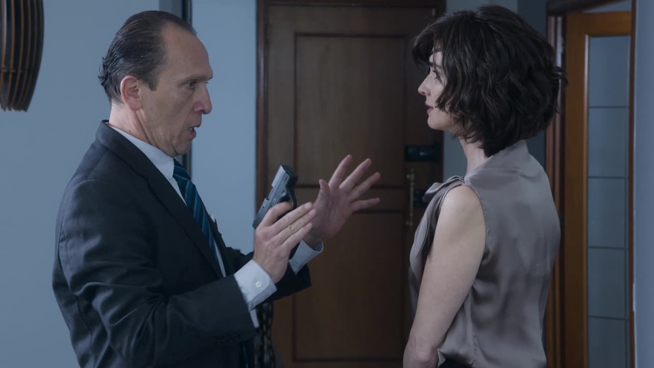 Pero Diego no se quedó de brazos cruzados y se defendió, además de que tuvo que actuar rápido, ya que Francisco Larios (Flavio Medina) había llegado por él para vengar el supuesto secuestro de Ámbar.