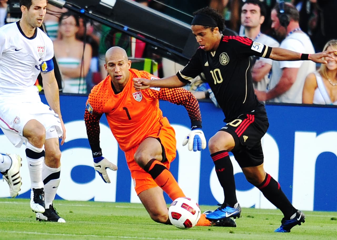 En España tuvo más actividad, y le permitió seguir siendo parte de El Tri en la Copa Oro 2011.