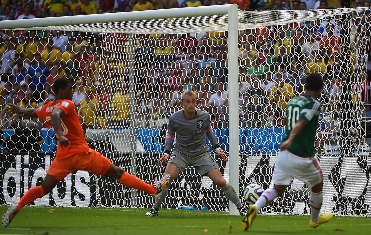 Finalmente Gio marcó su primer gol en un Mundial, en la amarga y traumática eliminación ante Holanda.