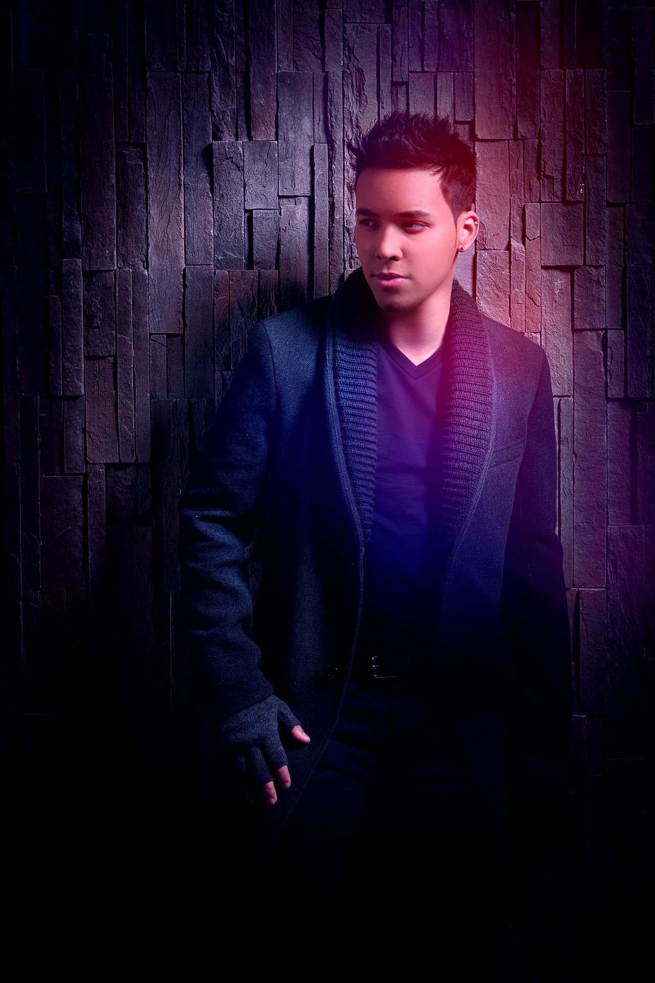 “Sigo siendo ese que da la vida por estar contigo” – Soy el mismo.