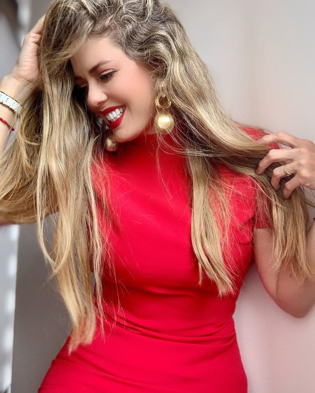 Lorna Cepeda nació en Cartagena de Indias en 1970, por lo que estaba por cumplir 30 años cuando 'La peliteñida' llegó a su vida.