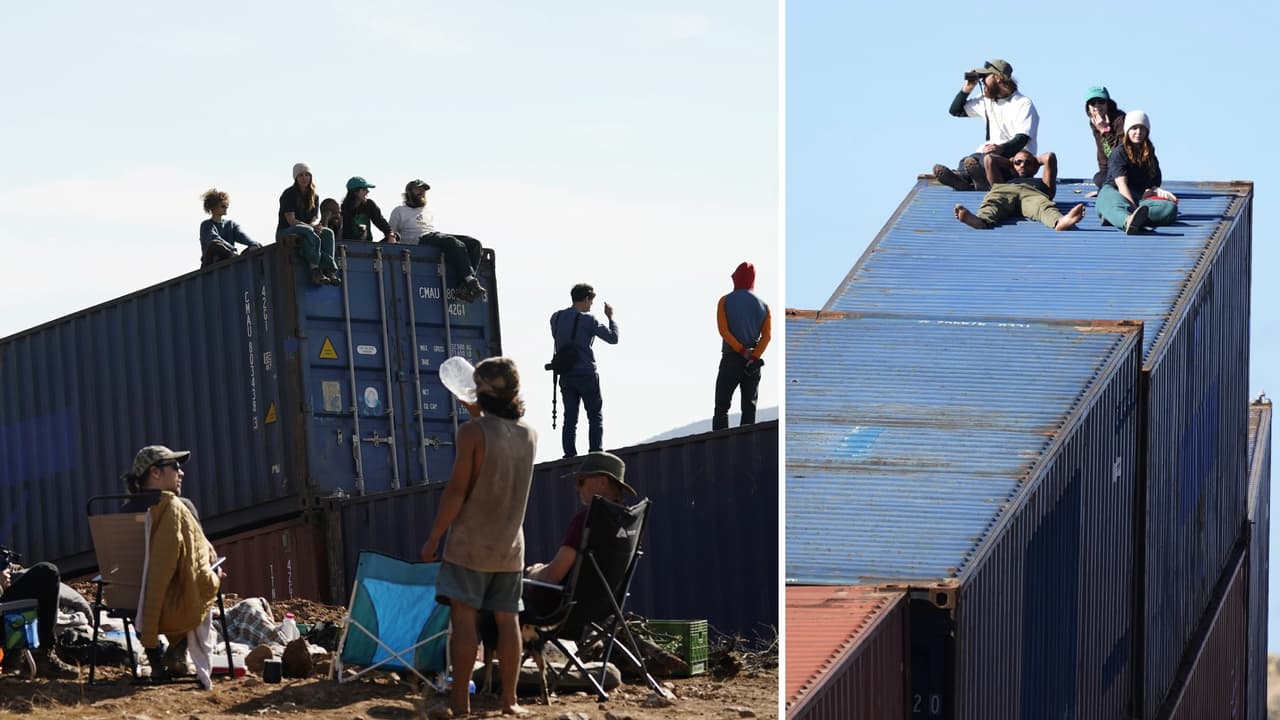 El gobernador Doug Ducey ordenará remover los contenedores instalados en la frontera