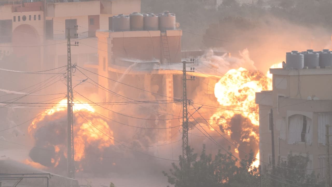Cómo el conflicto entre EEUU e Irán puede afectar el bolsillo de los residentes de Texas
