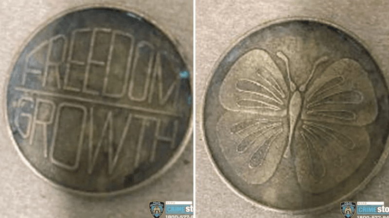 Fotos de las monedas que poseía el hombre.