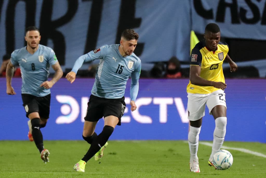 Gastó Pereiro fue el encargado de darle los puntos a los uruguayos con un gol al miuto 90+2 y vencen 1-0 a Ecuador.