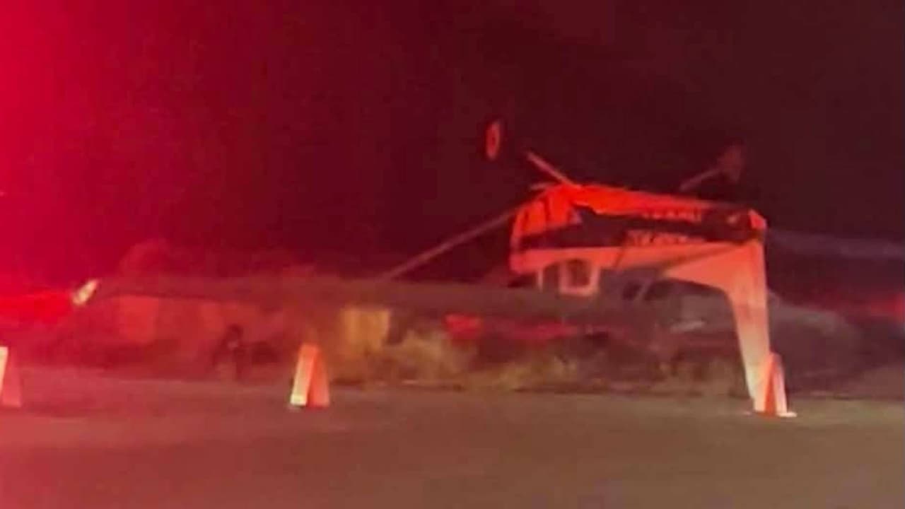 Se estrella avioneta en carretera de Layton: Dos personas fueron hospitalizadas