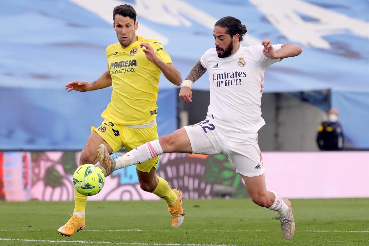 Real Madrid sufre, pero los tantos de Karim Benzema y Luka Modric le dan la remontada 2-1 a los Blancos sobre el Villarreal en los últimos minutos de juego.