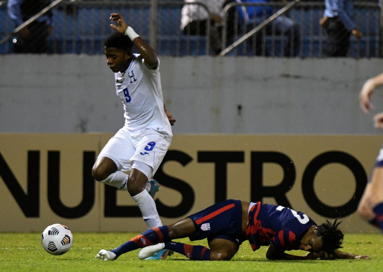 La selección de los Estados Unidos derrotó a Honduras en la Semifinal del Premundial Concacaf Sub-20 para ganar su pase a los Juegos Olímpicos París 2024 y avanzar a la Final del torneo, donde enfrentará a República Dominicana.