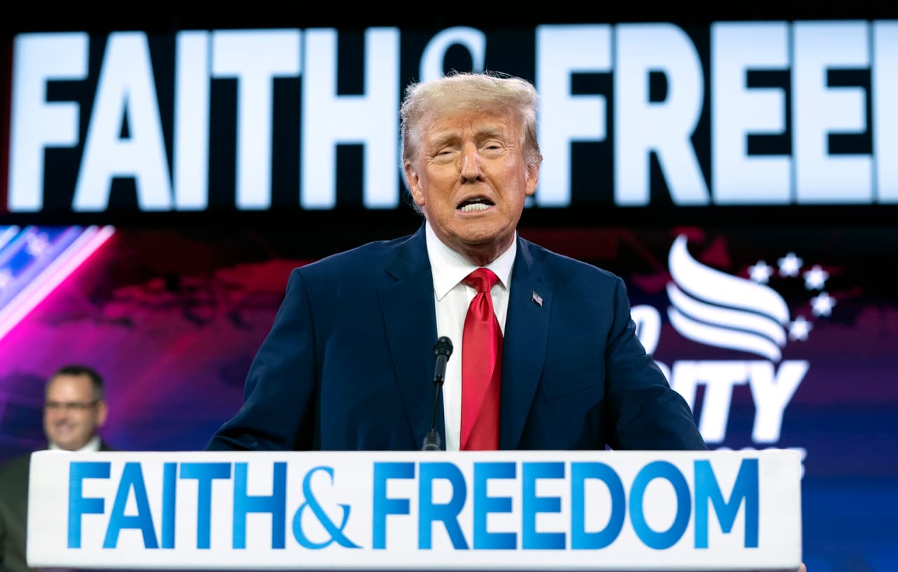 Por qué algunos evangélicos están retirando su tradicional apoyo a Trump a favor de Harris