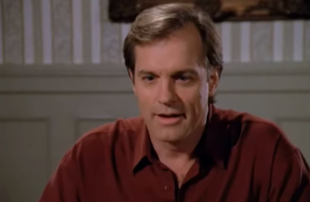 <b>Stephen Collins </b>
<br>La familia Camden era encabezada por el reverendo Eric, quien después de una crisis de fe abandonó la iglesia en la séptima temporada. El arco en donde se reconecta con su religión fue uno de los más significativos para este personaje.
<br>