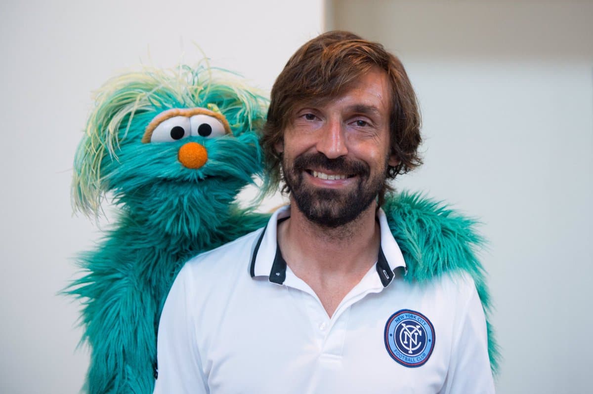 Primero fue Villa, ahora es Pirlo: Los jugadores de NYCFC se divierten en Plaza Sésamo