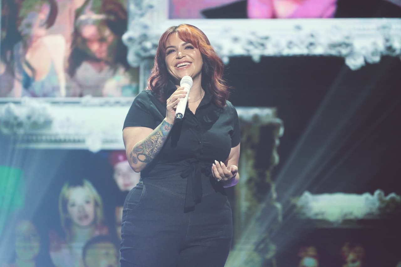 Jacqie Rivera se ve que está disfrutando al máximo la preparación del homenaje.
<br>