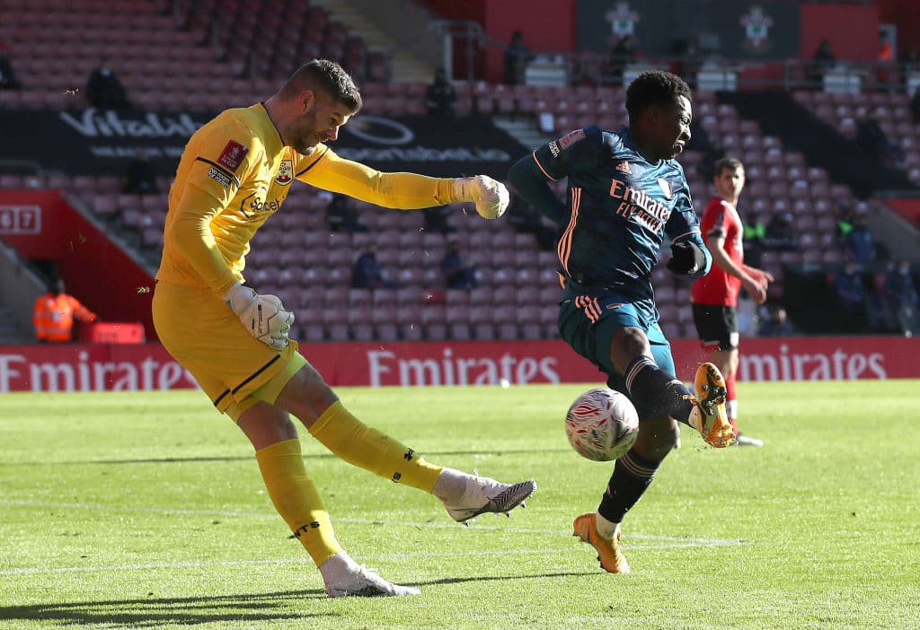 Gabriel dos Santos marcó a los 24’ de juego el terrible autogol que dejó fuera al Arsenal tras caer por la mínima.