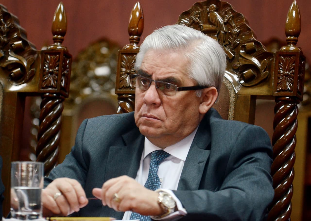 Caso FIFA: Detienen a juez guatemalteco en crucero de Disney