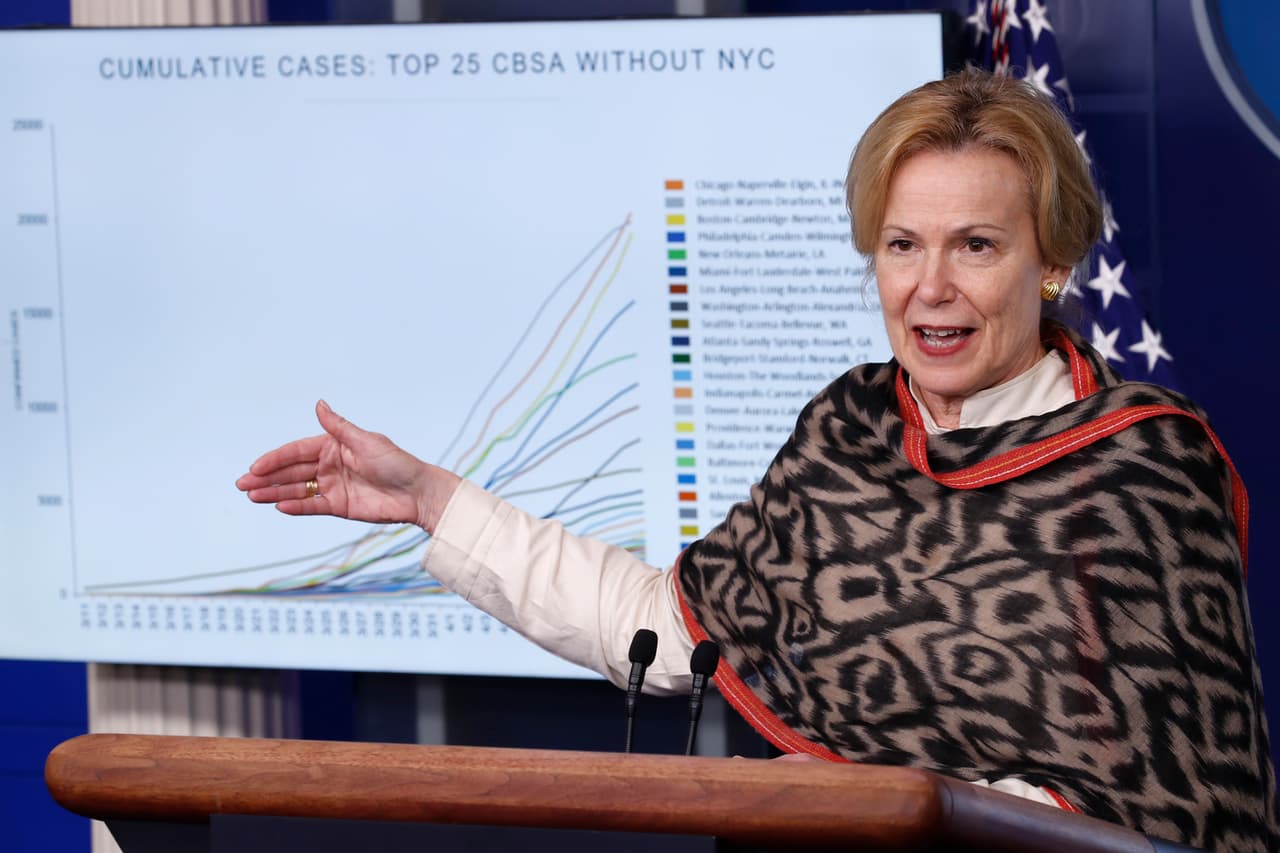 La doctora Deborah Birx, asesora a la Casa Blanca en el combate al coronavirus.