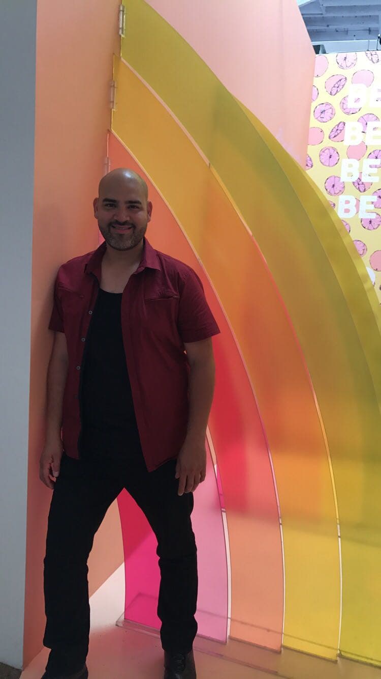 El locutor de 'El Bueno, La Mala y El Feo' estuvo en el museo más importante acerca de helados en el mundo.